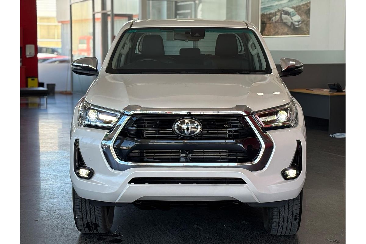 2023 Toyota Hilux SR5 GUN126R 4X4
