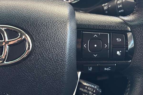 2023 Toyota Hilux SR5 GUN126R 4X4