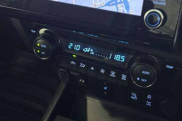 2023 Toyota Hilux SR5 GUN126R 4X4
