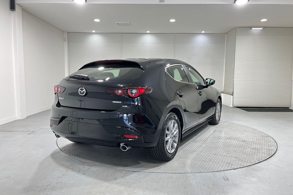 MAZDA3 R 6AUTO HATCH G20 PURE