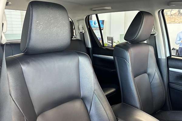 2023 Toyota Hilux SR5 GUN126R 4X4