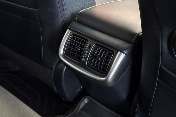 2023 Toyota Hilux SR5 GUN126R 4X4