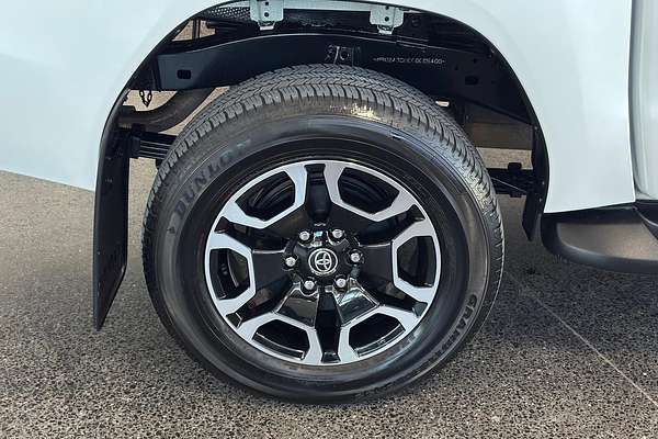 2023 Toyota Hilux SR5 GUN126R 4X4
