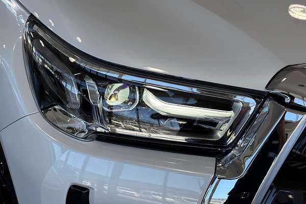 2023 Toyota Hilux SR5 GUN126R 4X4