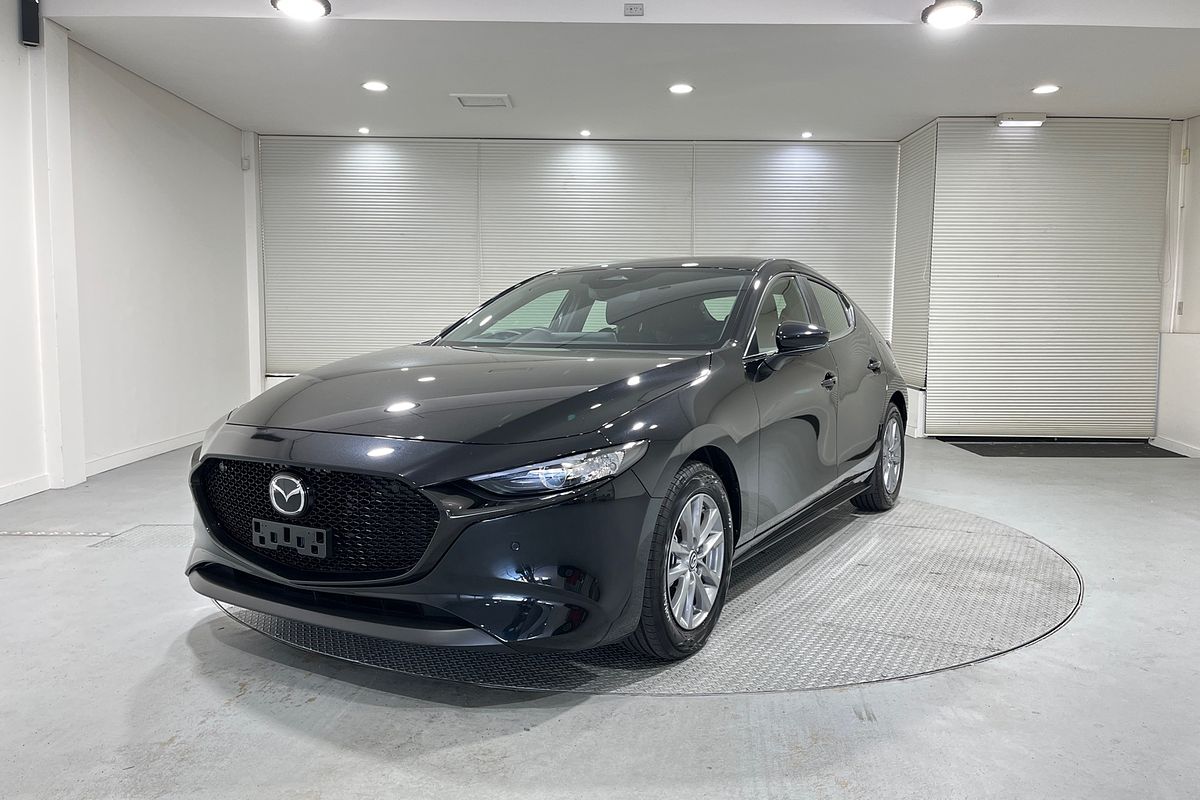 MAZDA3 R 6AUTO HATCH G20 PURE
