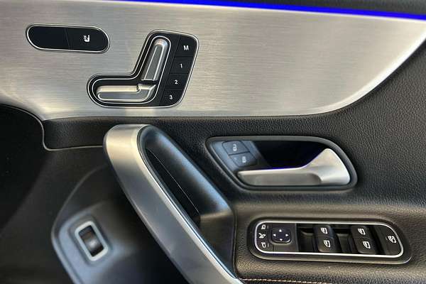 2019 Mercedes-Benz A-Class A200 V177