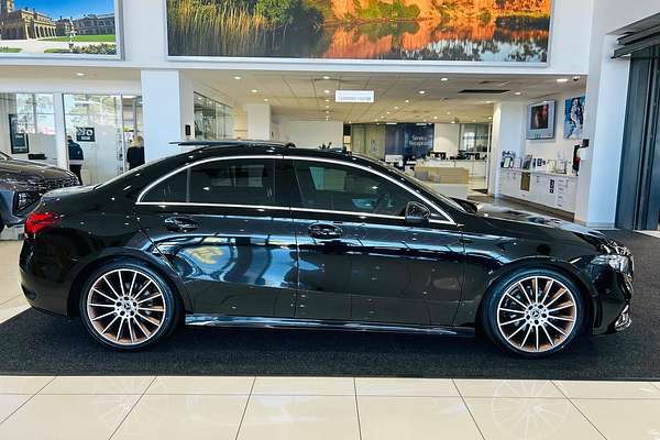 2019 Mercedes-Benz A-Class A200 V177