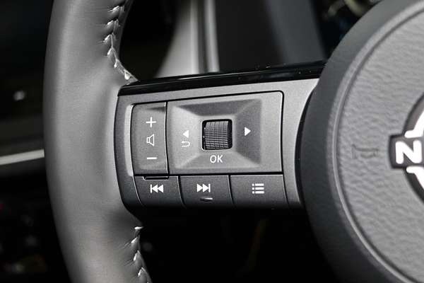 2025 Nissan QASHQAI N-DESIGN e-POWER J12