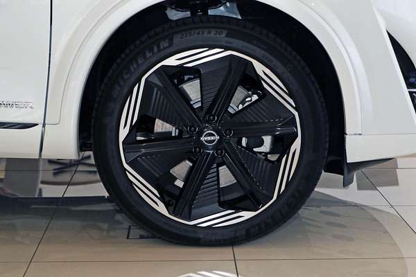 2025 Nissan QASHQAI N-DESIGN e-POWER J12