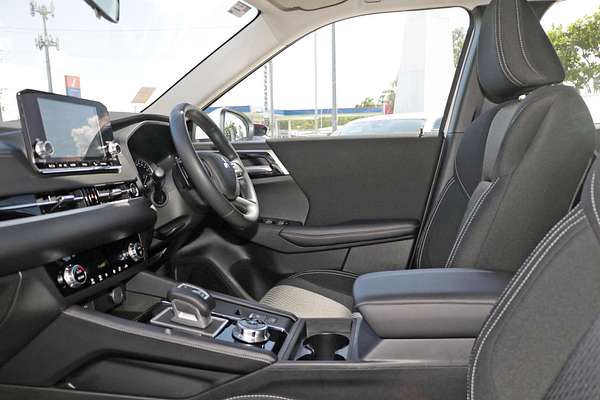 2024 Mitsubishi Outlander ES ZM
