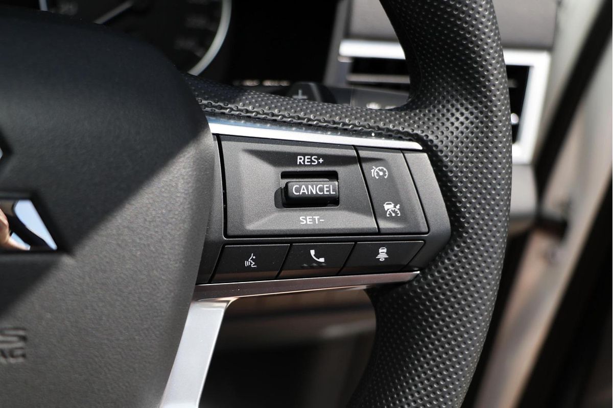 2024 Mitsubishi Outlander ES ZM