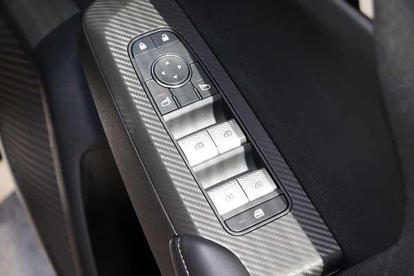 2024 Mitsubishi Outlander ES ZM