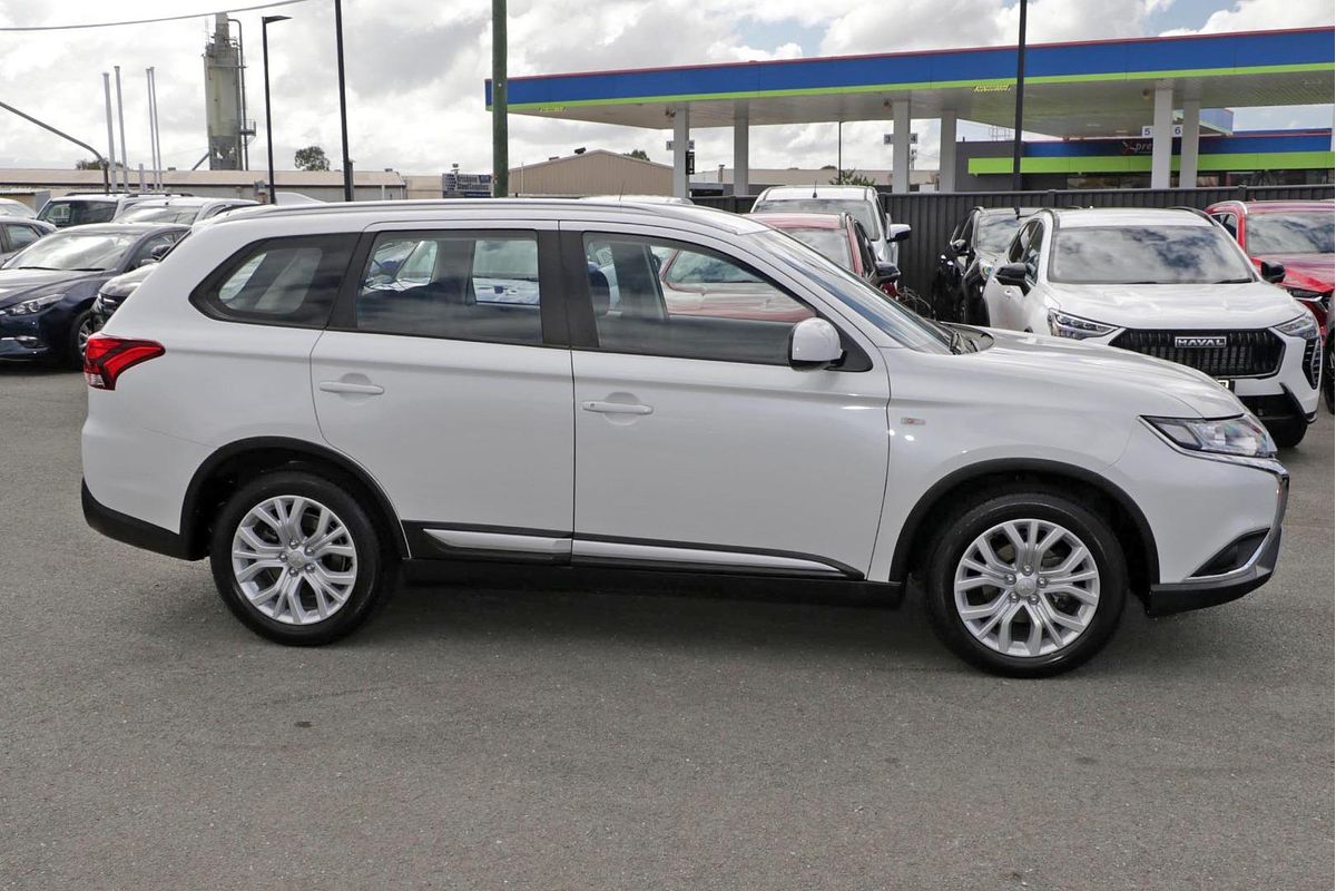 2020 Mitsubishi Outlander ES ZL