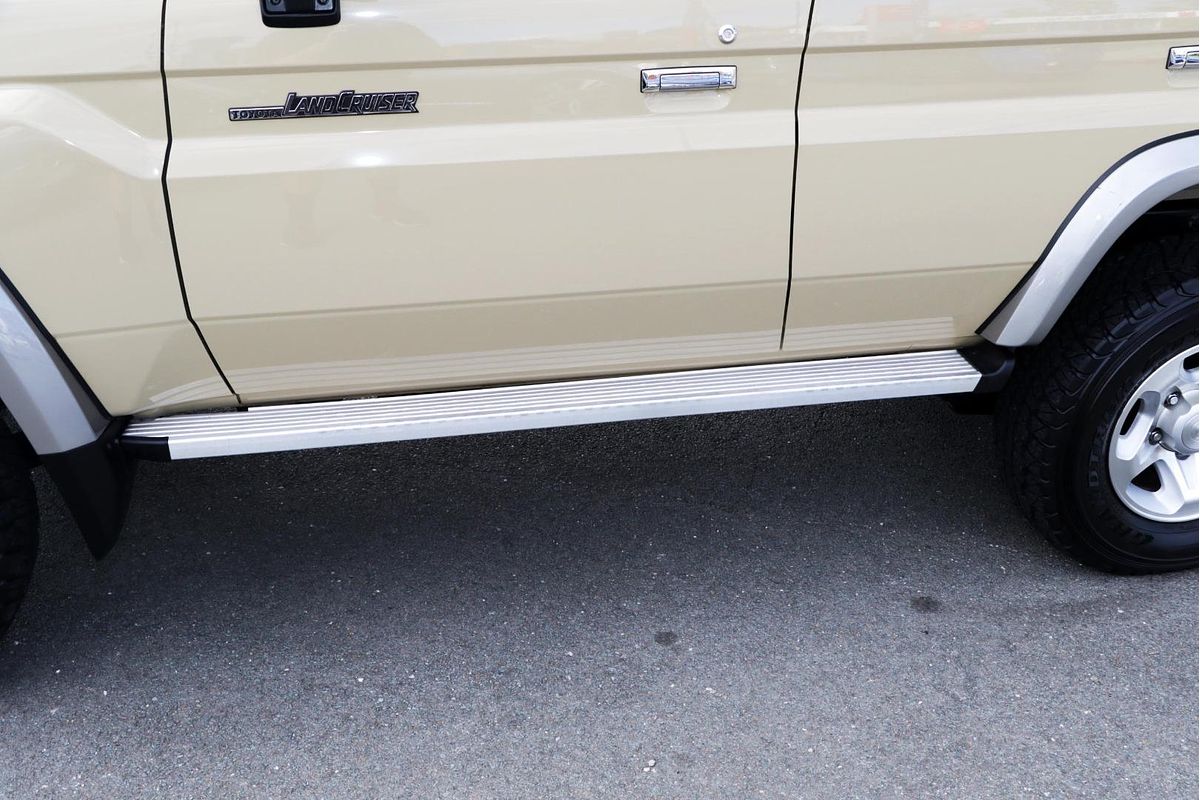 2021 Toyota Landcruiser GXL VDJ76R