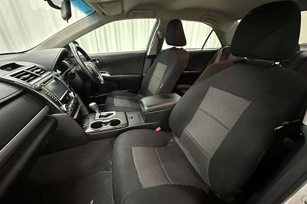 2017 Toyota Camry Atara S AVV50R