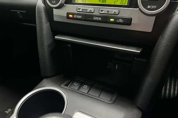 2017 Toyota Camry Atara S AVV50R