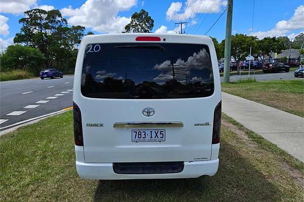 2005 Toyota Hiace TRH214W