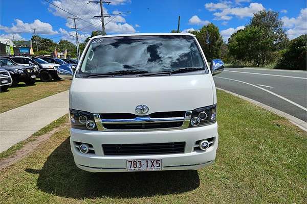 2005 Toyota Hiace TRH214W