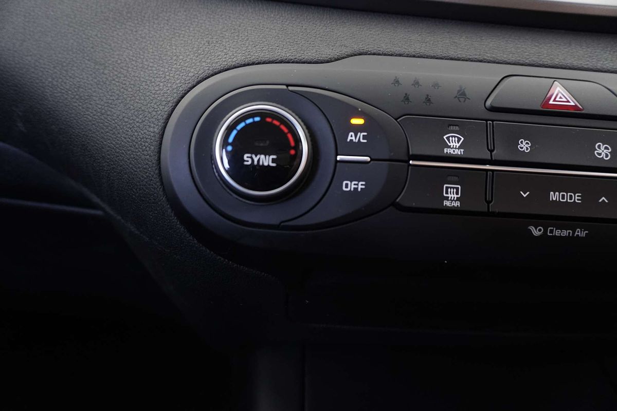 2016 Kia Sorento Si UM