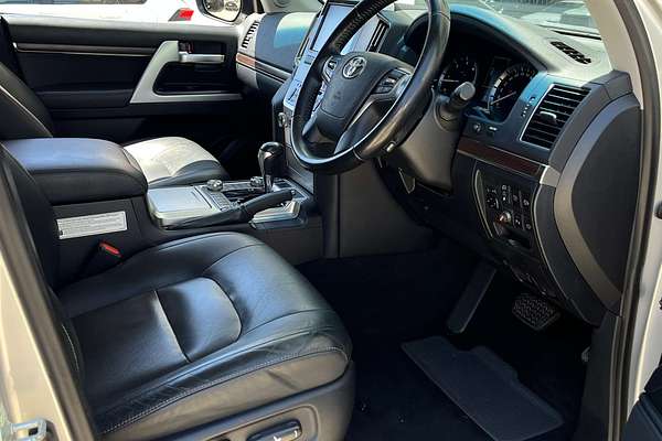 2020 Toyota Landcruiser VX VDJ200R