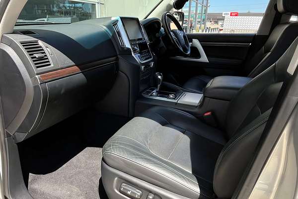 2020 Toyota Landcruiser VX VDJ200R