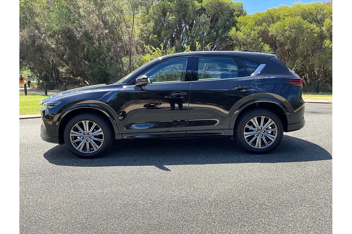 2024 Mazda CX-5 G25 Akera KF Series