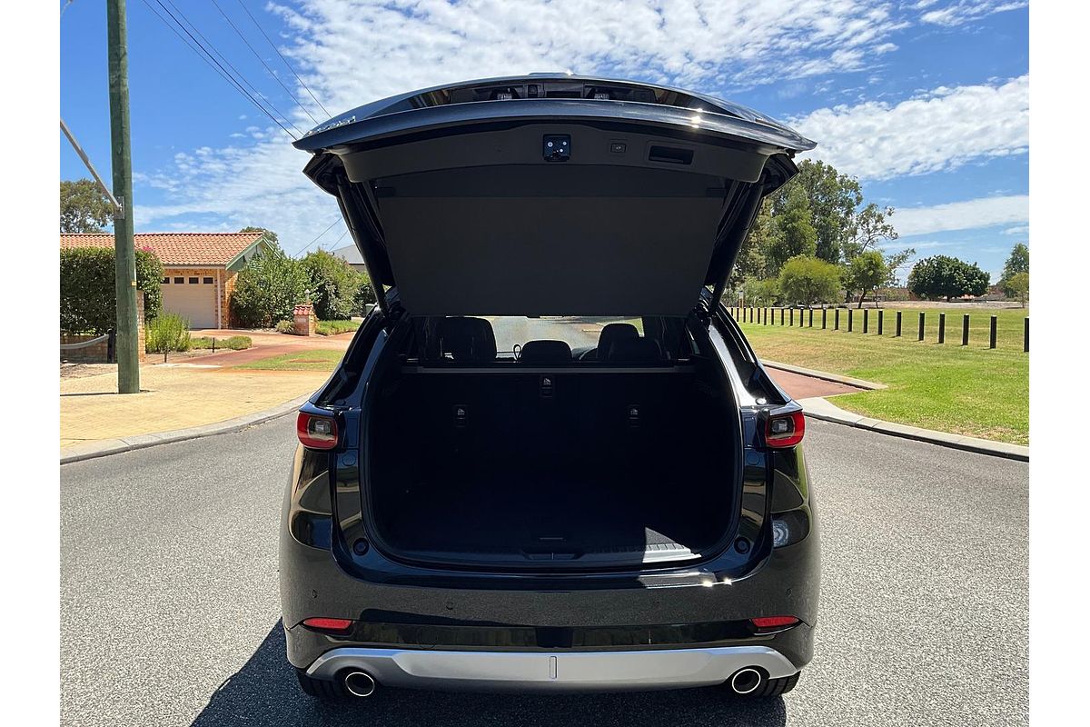 2024 Mazda CX-5 G25 Akera KF Series