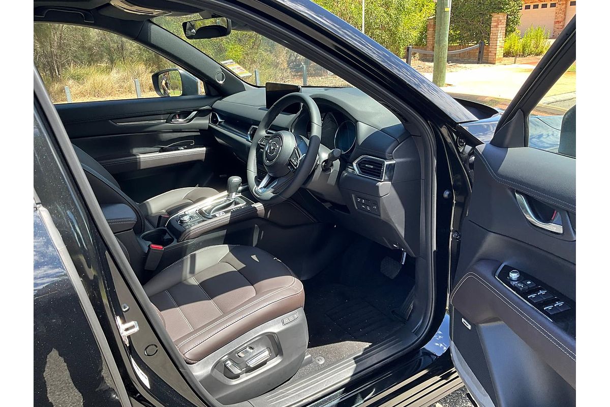 2024 Mazda CX-5 G25 Akera KF Series