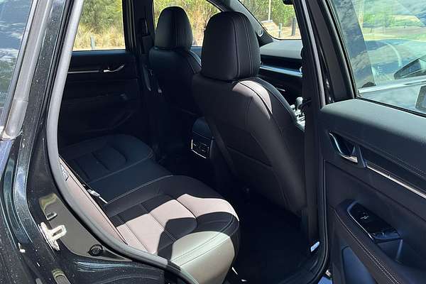 2024 Mazda CX-5 G25 Akera KF Series