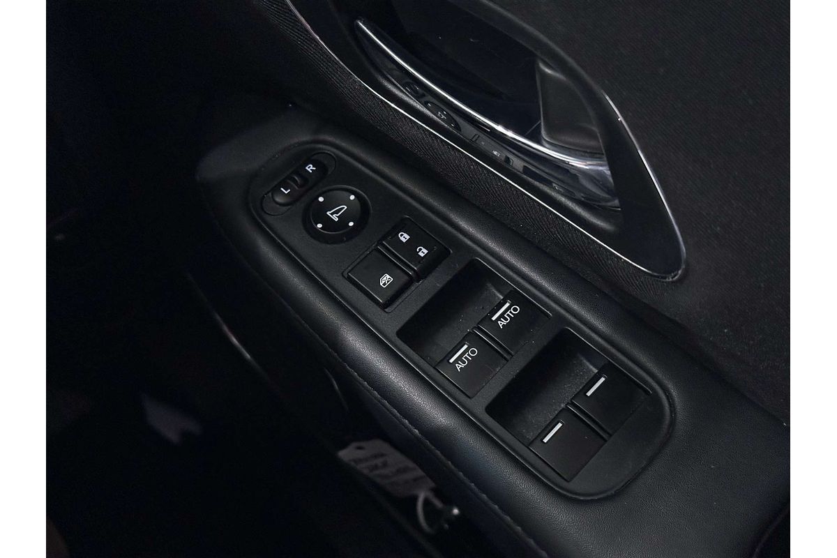 2015 Honda HR-V VTi-S