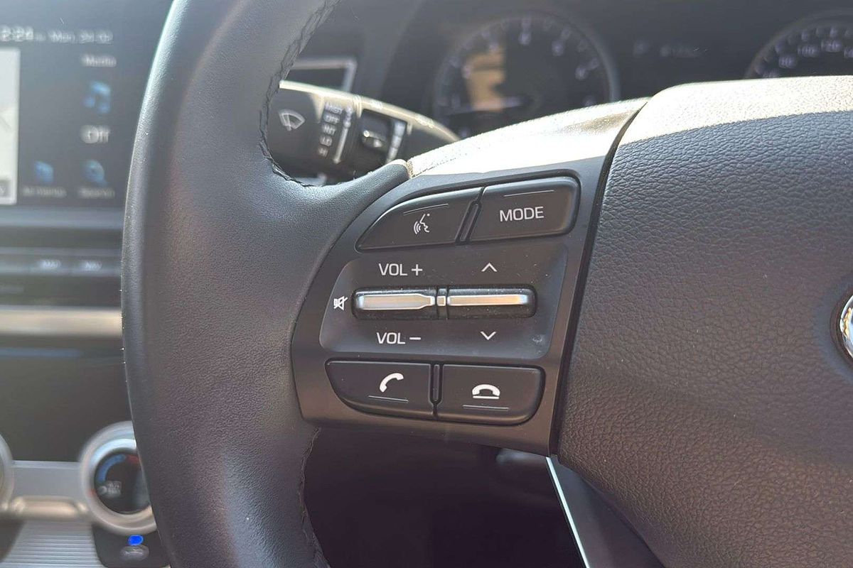 2019 Hyundai Elantra Active AD.2