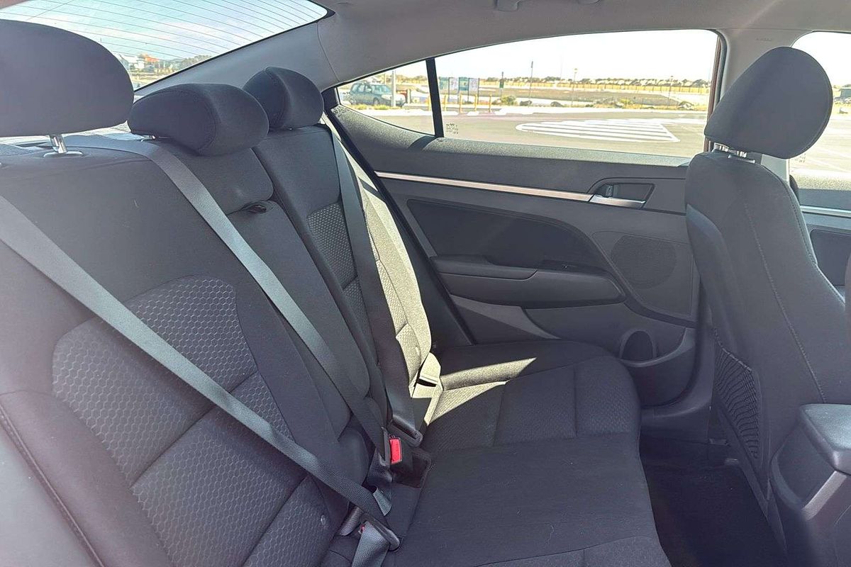 2019 Hyundai Elantra Active AD.2