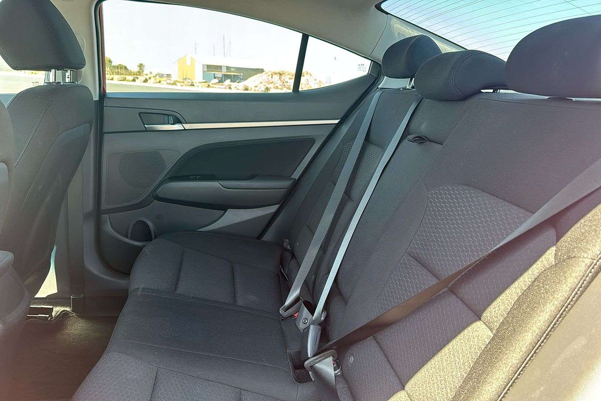 2019 Hyundai Elantra Active AD.2