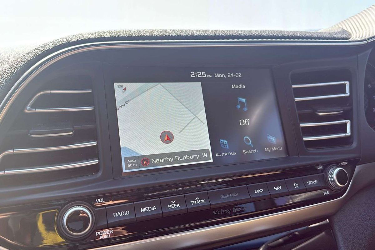 2019 Hyundai Elantra Active AD.2