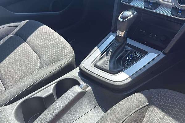 2019 Hyundai Elantra Active AD.2