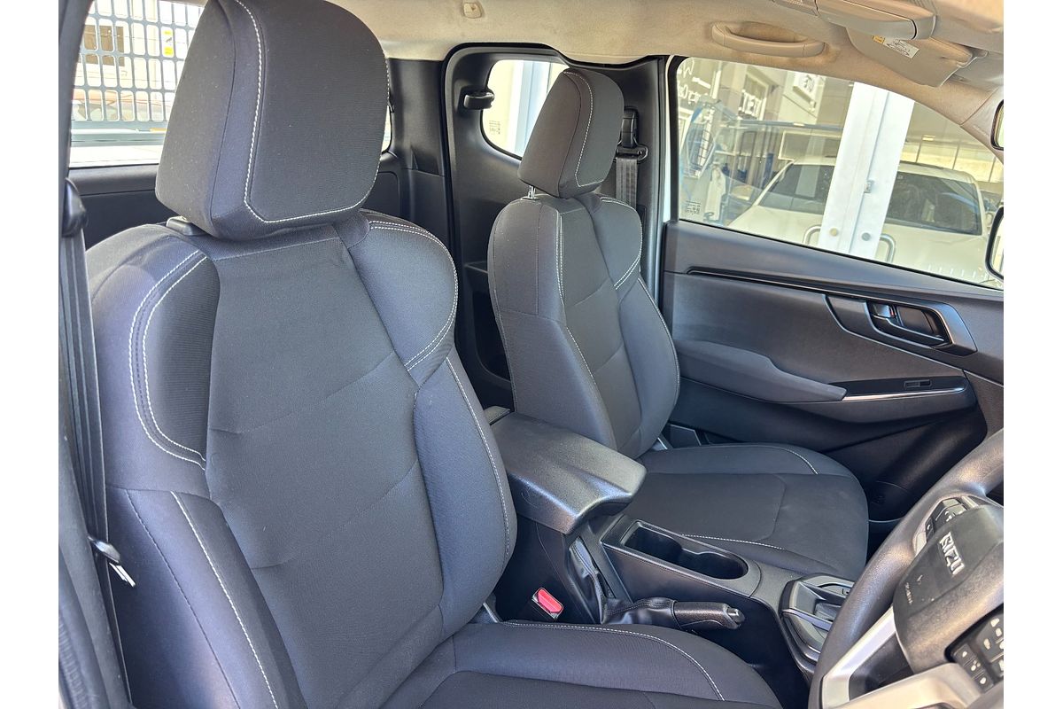 2020 Isuzu D-MAX SX 4X4