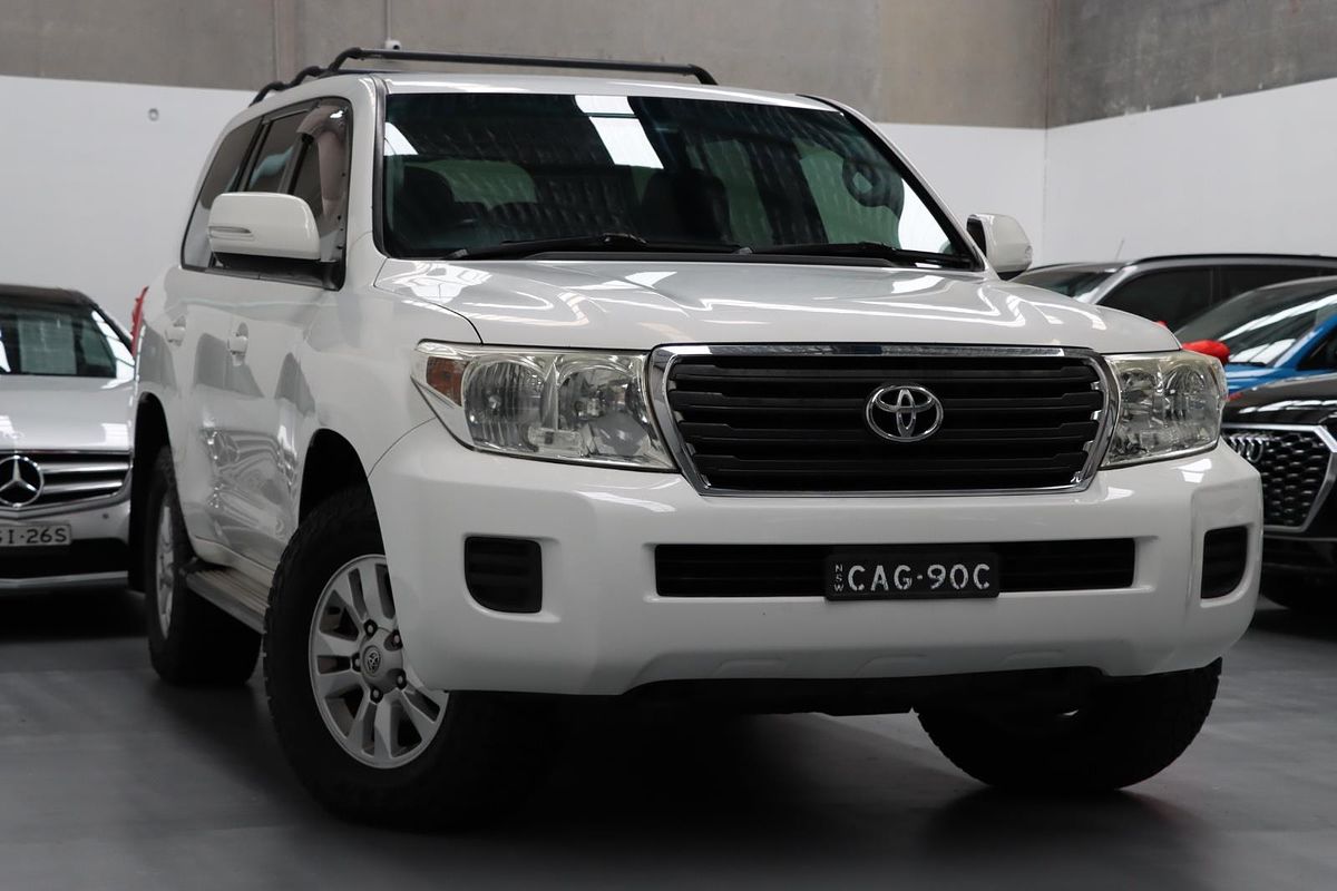 2012 Toyota Landcruiser GXL URJ202R