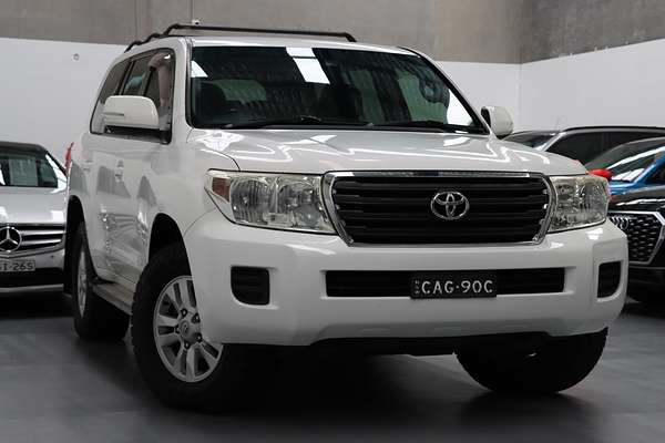 2012 Toyota Landcruiser GXL URJ202R