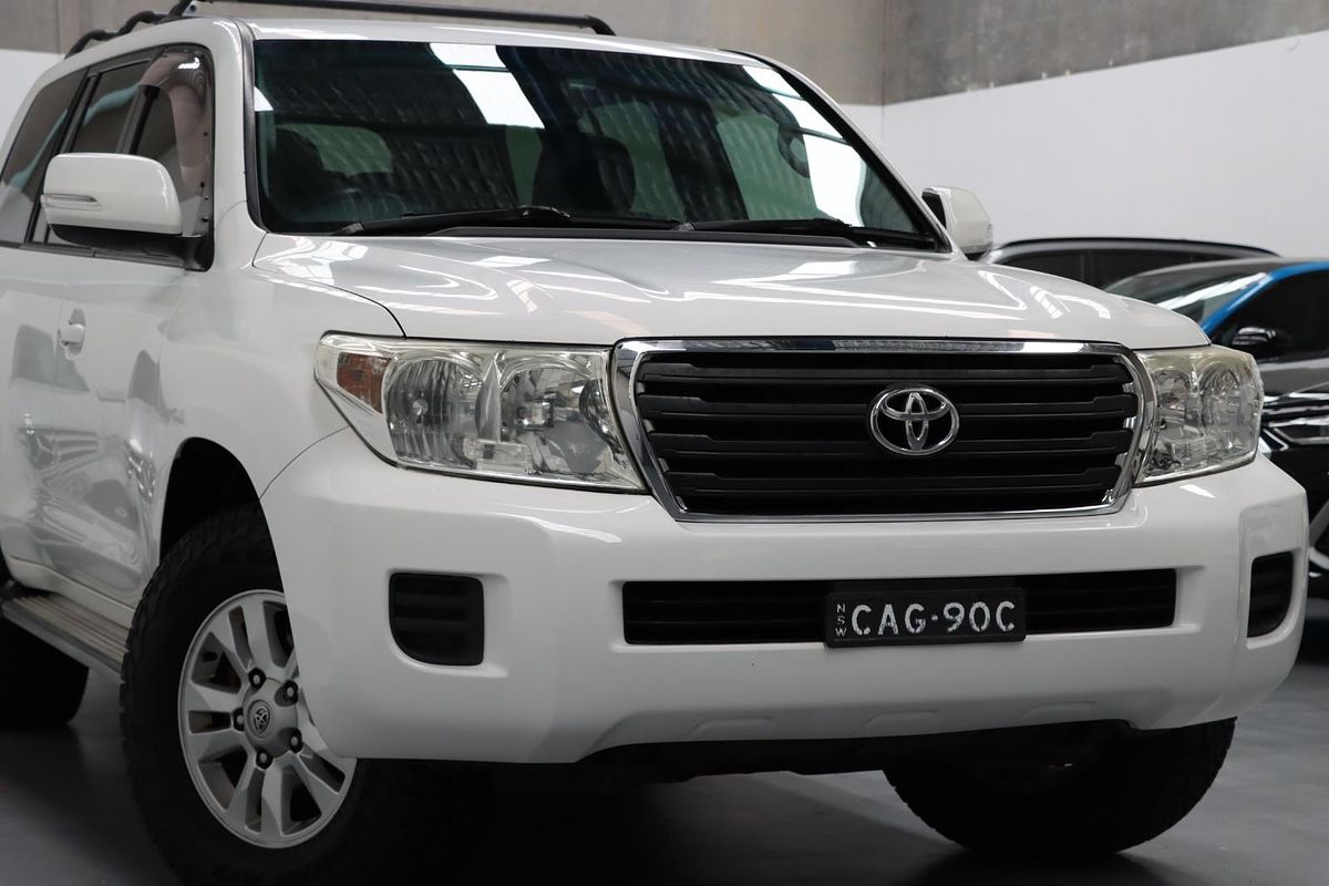 2012 Toyota Landcruiser GXL URJ202R