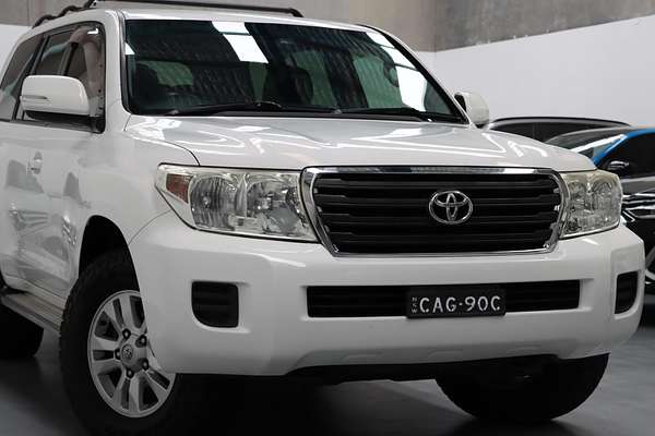 2012 Toyota Landcruiser GXL URJ202R