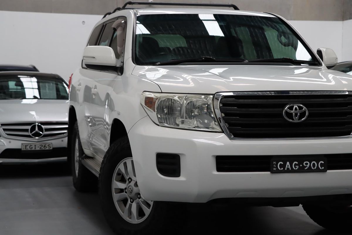 2012 Toyota Landcruiser GXL URJ202R