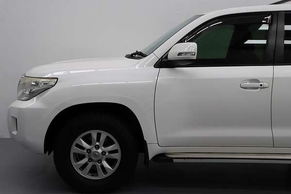 2012 Toyota Landcruiser GXL URJ202R