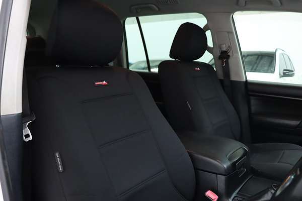 2012 Toyota Landcruiser GXL URJ202R