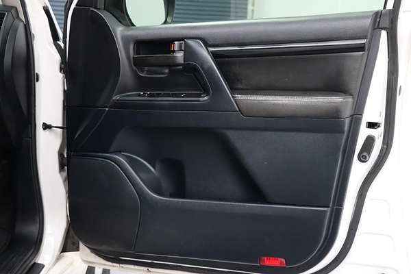 2012 Toyota Landcruiser GXL URJ202R
