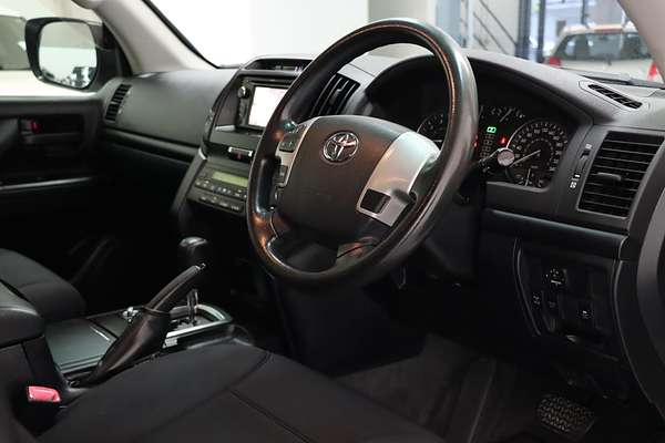 2012 Toyota Landcruiser GXL URJ202R