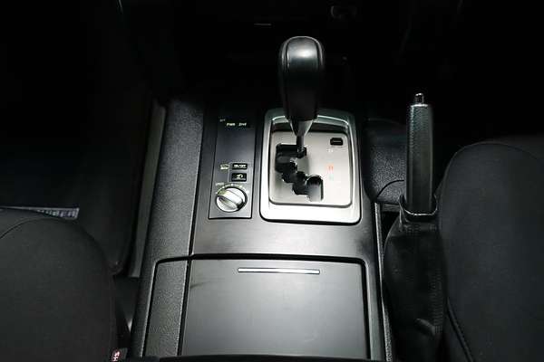 2012 Toyota Landcruiser GXL URJ202R