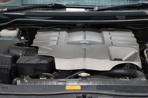 2012 Toyota Landcruiser GXL URJ202R