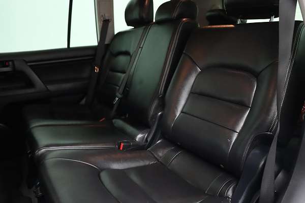 2012 Toyota Landcruiser GXL URJ202R