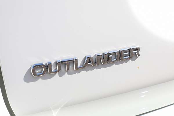 2017 Mitsubishi Outlander LS ZK