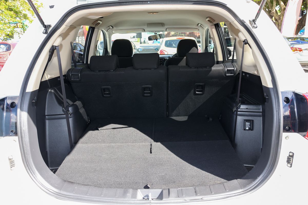 2017 Mitsubishi Outlander LS ZK